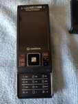 Продавам много запазен и функциониращ моб. телефон Sony Ericsson C905