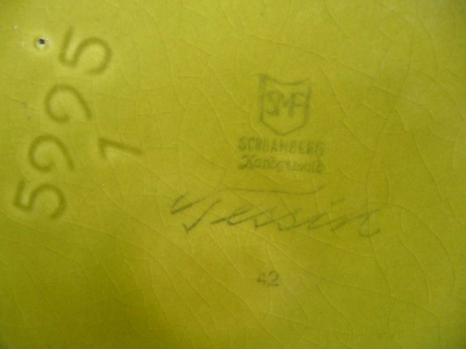 Стари Порцеланови Кана и Кутия