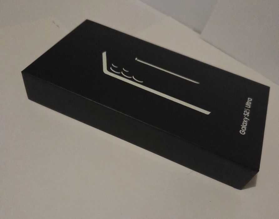 Vând urgent Samsung s25ultra