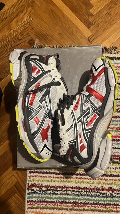 Balenciaga runners