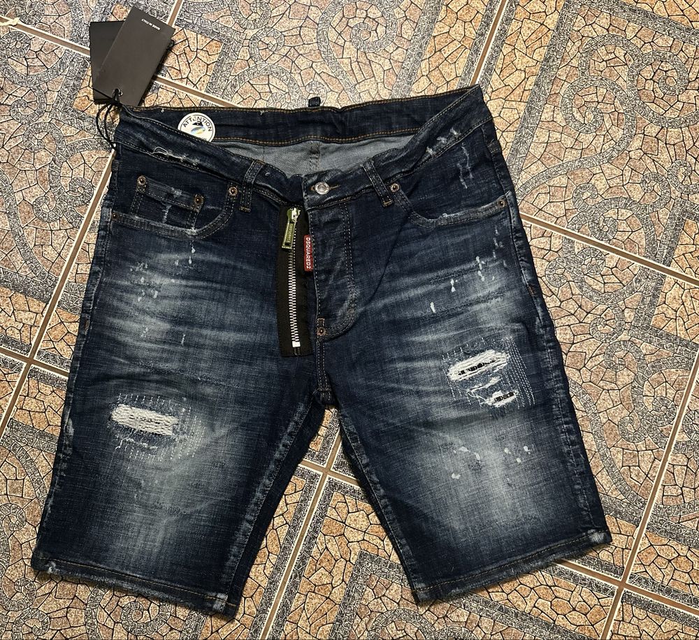 Blugi Dsquared2 scurti