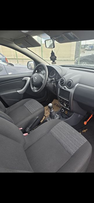 Dacia duster 2012 benzina cu gpl  din Germania