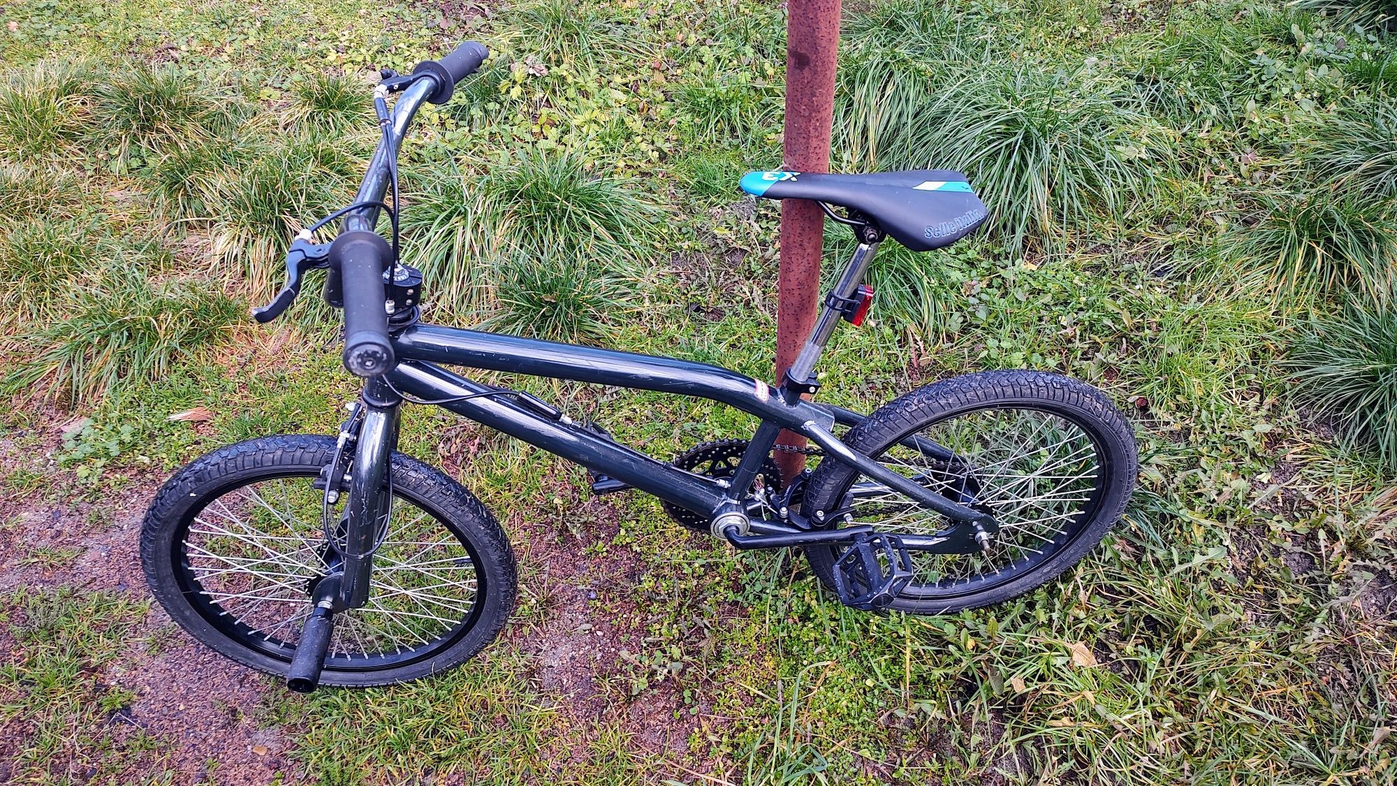 Bicicleta BMX impecabila