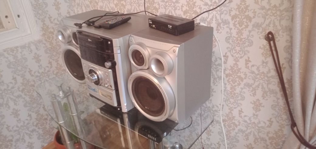 Продам музыкальный центр
