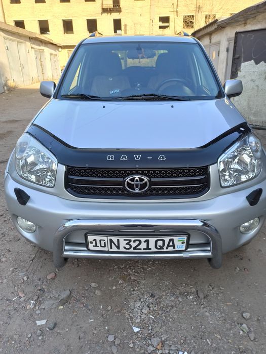 Продается Toyota RAV4