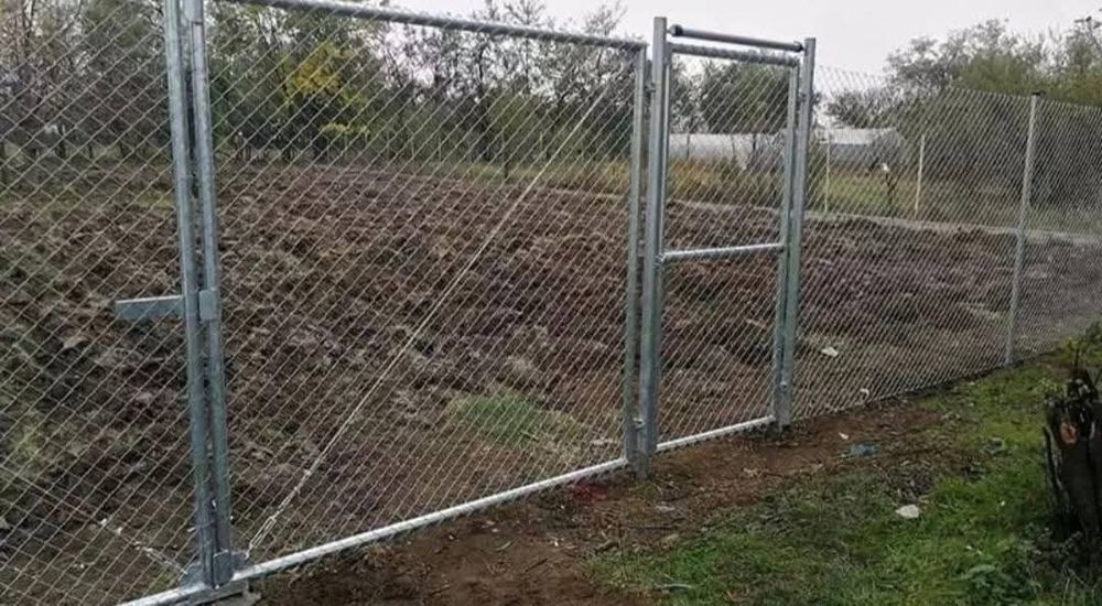 Garduri metalice de înaltă calitate, potrivite pentru împrejmuirea ori