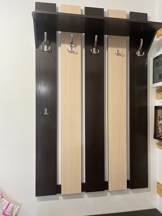 Продам прихожую, открытая, высота вешелка 160 ширига 100, тумба для