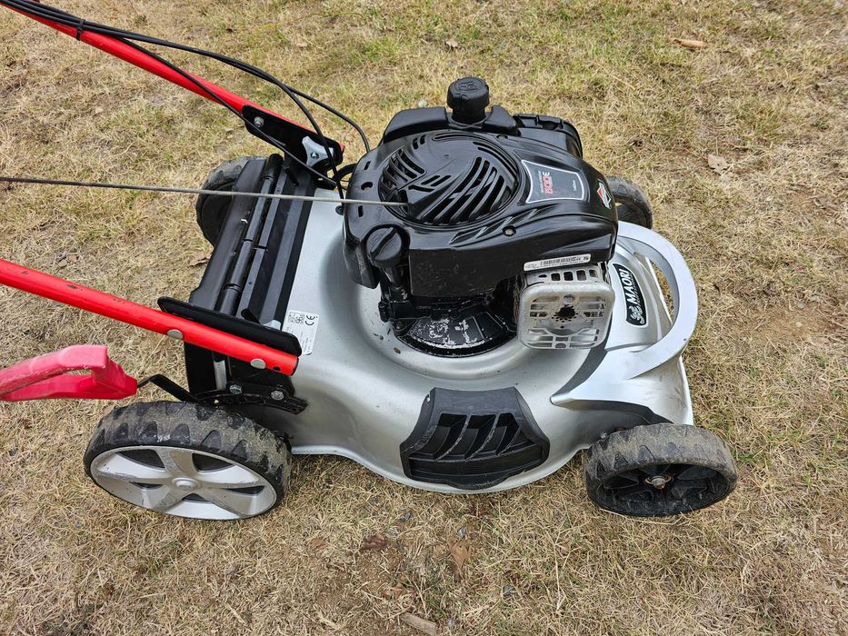 СамоХодна Косачка Briggs&Stratton Mauri