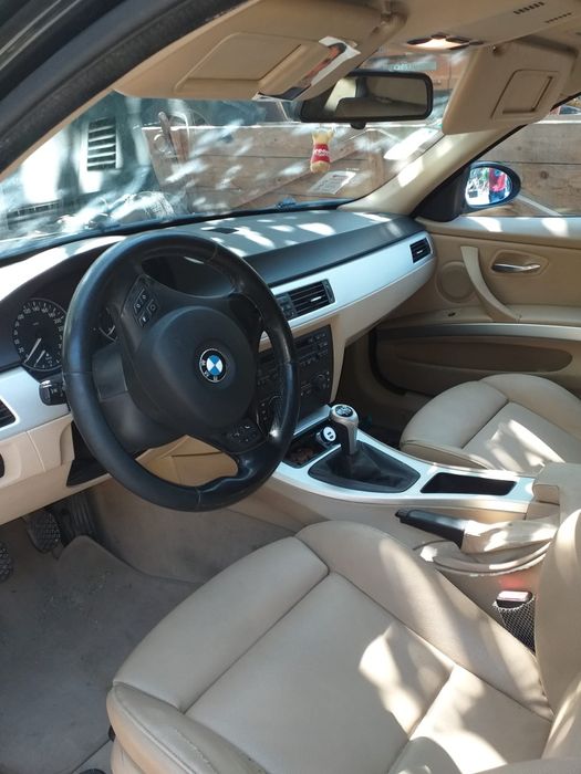 Vând BMW 320d 2008