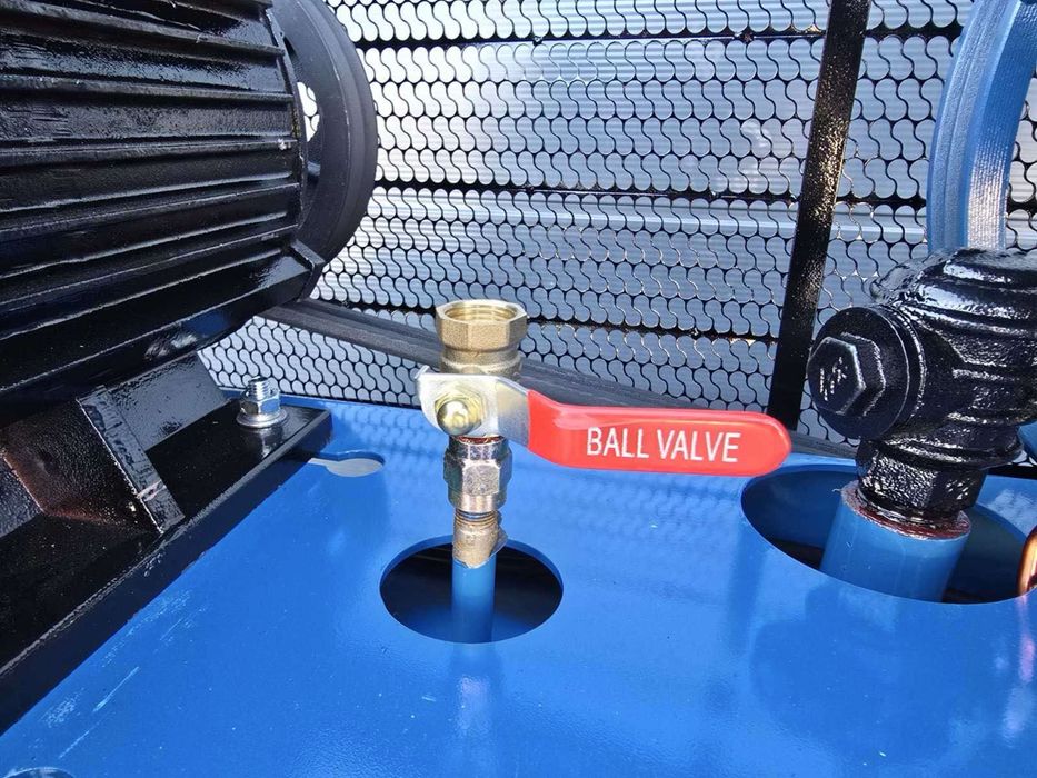 Въздушен компресор TACH 500L V-1.05T/12.5