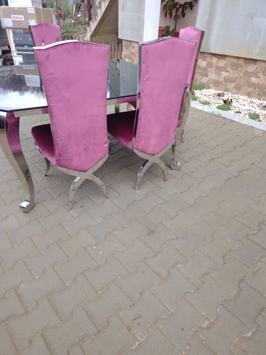 Masa de sticla cu 6 scaune moderne!