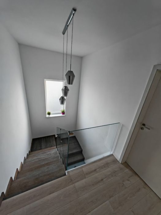 Inchiriez casa duplex nou zona Selimbar-Vasile Aaron Sibiu