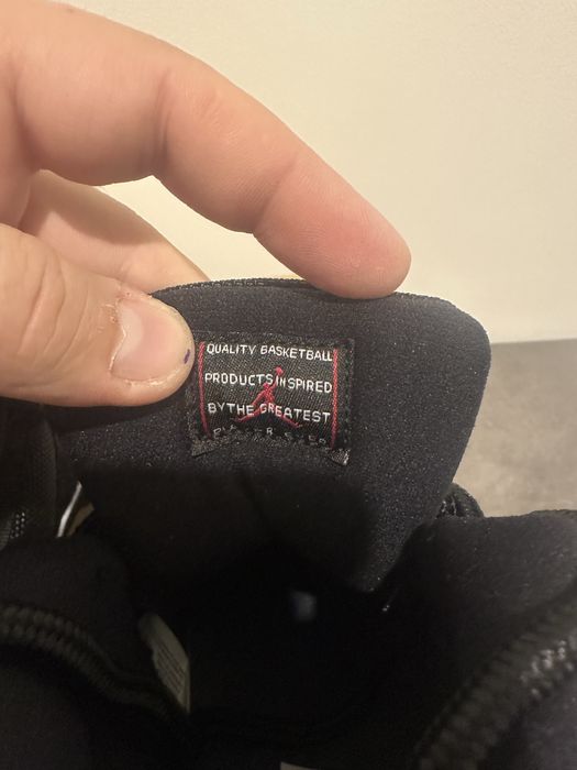 Jordan 11 Retro Black White Red - Size - 40 , 40,5 -