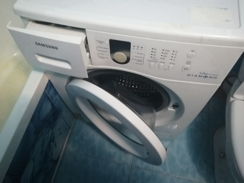 Продам стиральную машинку