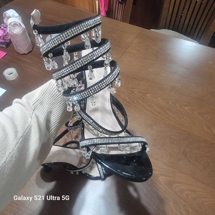 Обувка дамска 36 номер