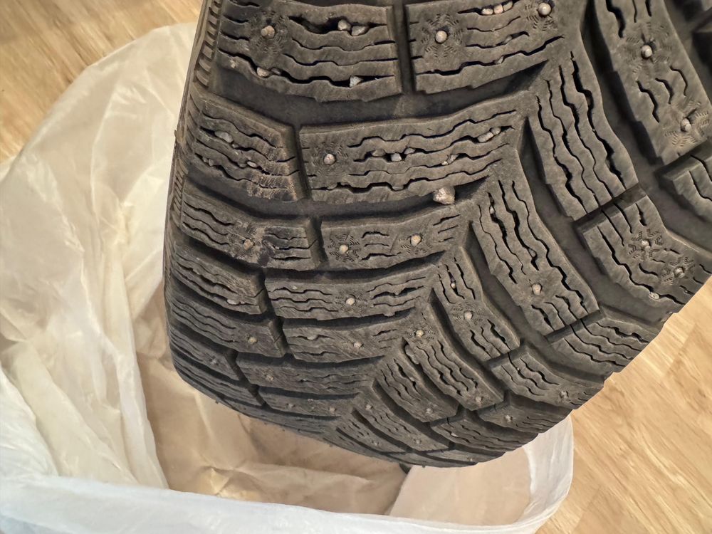 Michelin R16, 205, 55