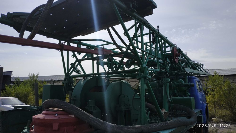 Буровая установка 1БА-15В на базе МАЗ