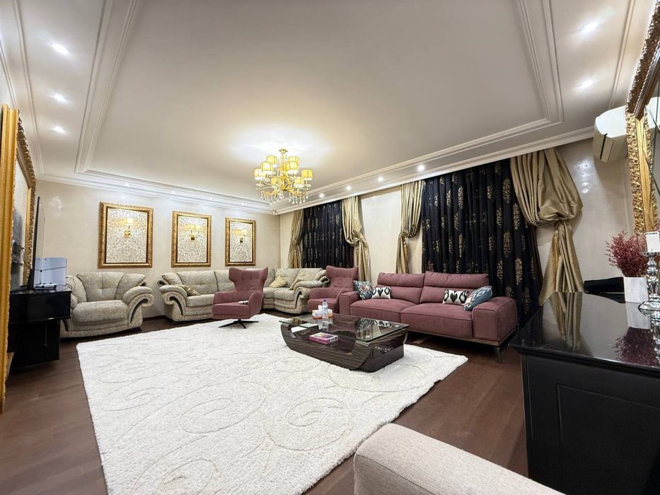 Продаётся КВАРТИРА 4/2/4 на 220м2 Трёхуровневая ЦУМ, Ц-7