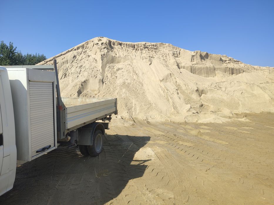 Nisip balast pământ