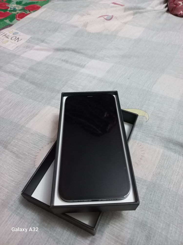 Iphone 12pro ideal
