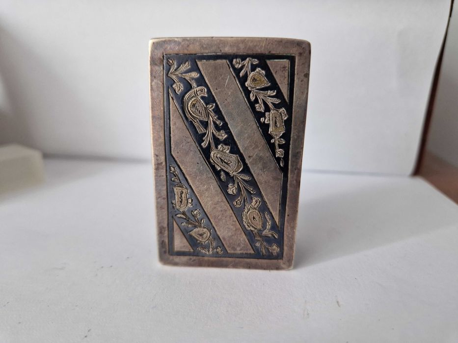 Cutie de Chibrit din Argint Vesta Case -Vintage cu Motive Florale