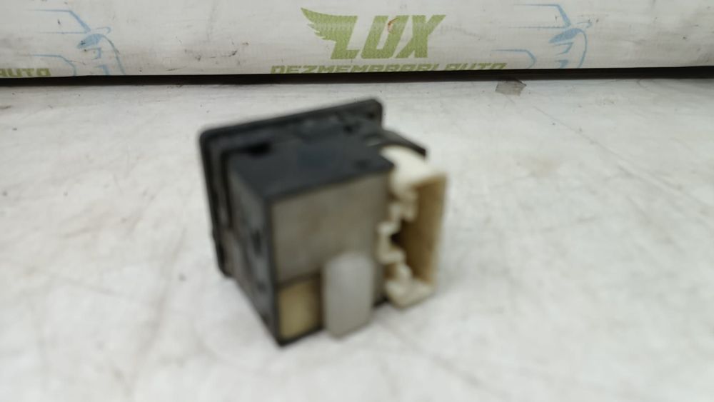 Buton reglaj oglinzi 183575 Toyota RAV4 2 (XA20) [2000 - 2003]