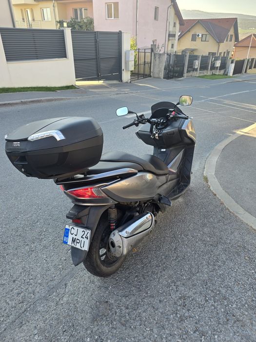 Vand scuter Honda Fortza Max