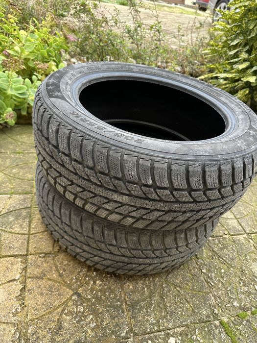 Продавам зимни гуми 205 55 16 KINGSTAR