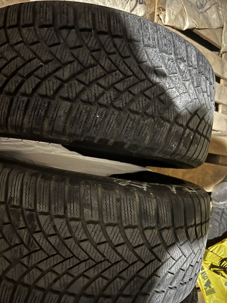 Зимни Гуми 235/45/r18 Bridgestone Blizzak