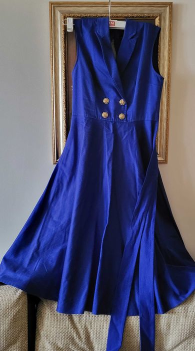 Rochie eleganta albastru belumarin Nissa cu nasturi aurii