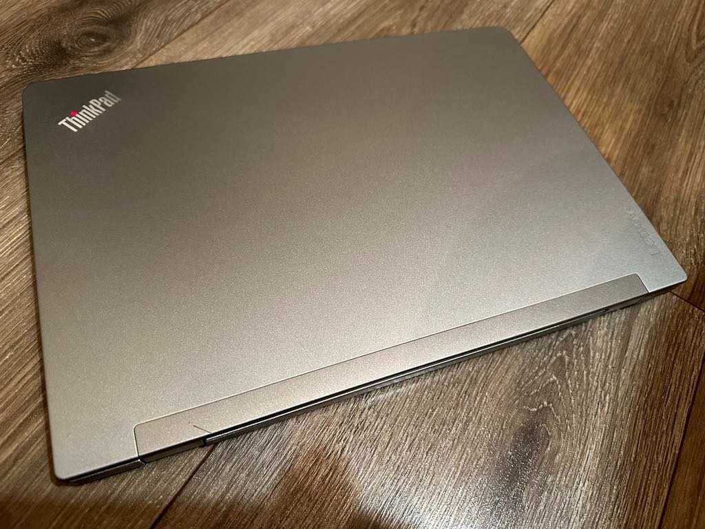 Lenovo thinkpad 13 2nd gen отличен