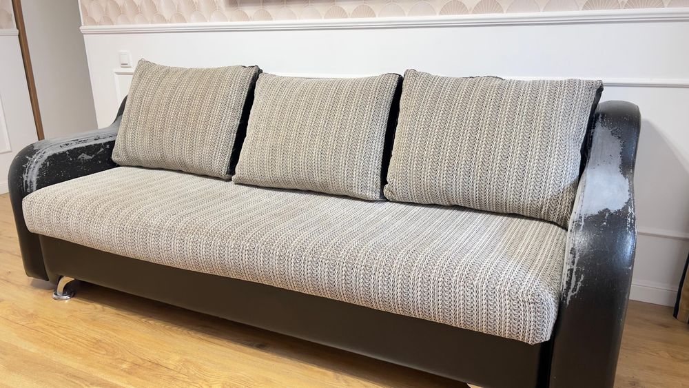 Продаётся б/у диван