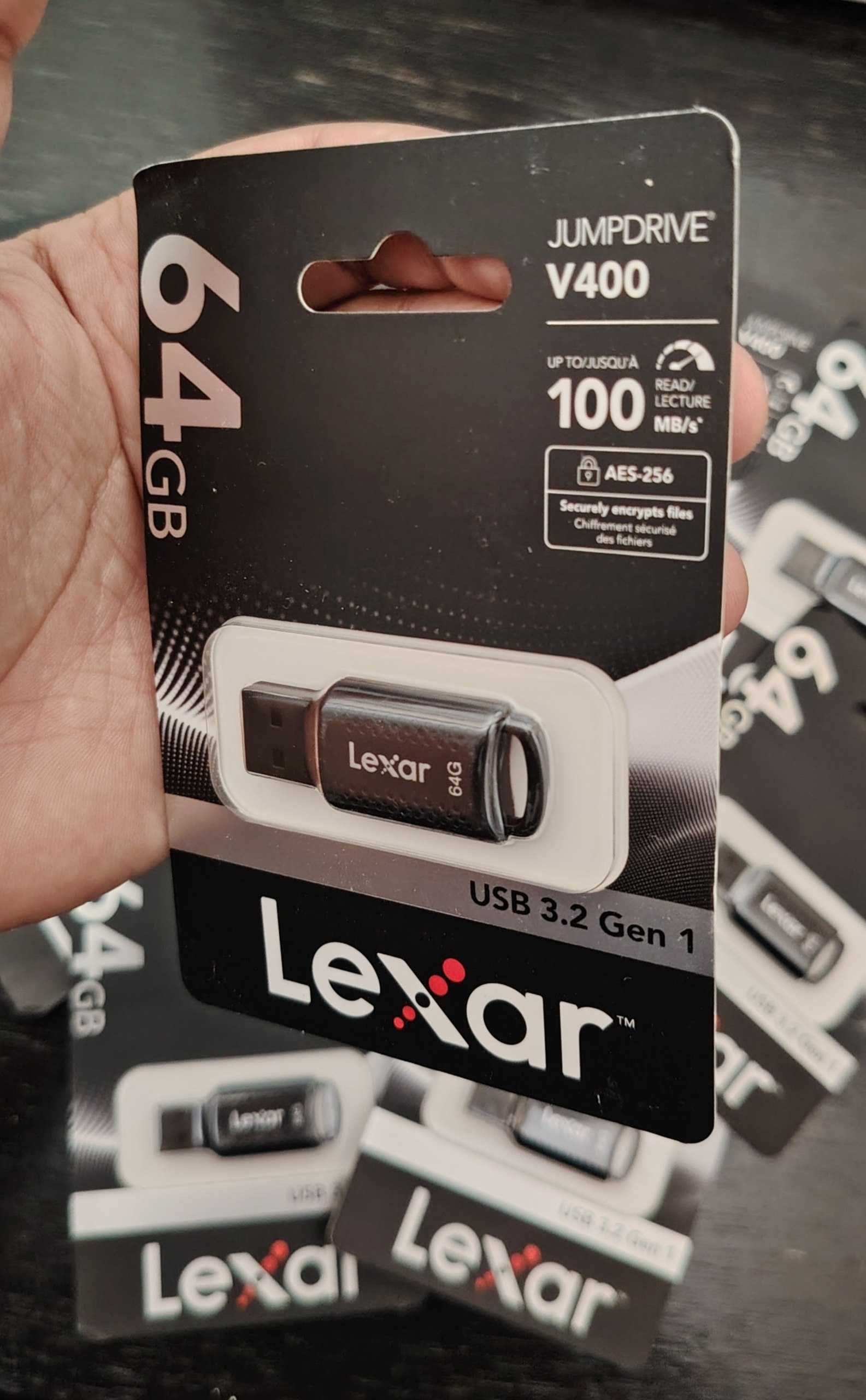 Продаются USB Флешки LEXAR 64$ GB