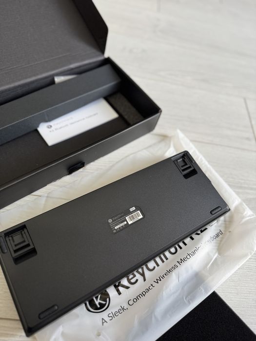 Tastatura mecanica noua - Keychron K2