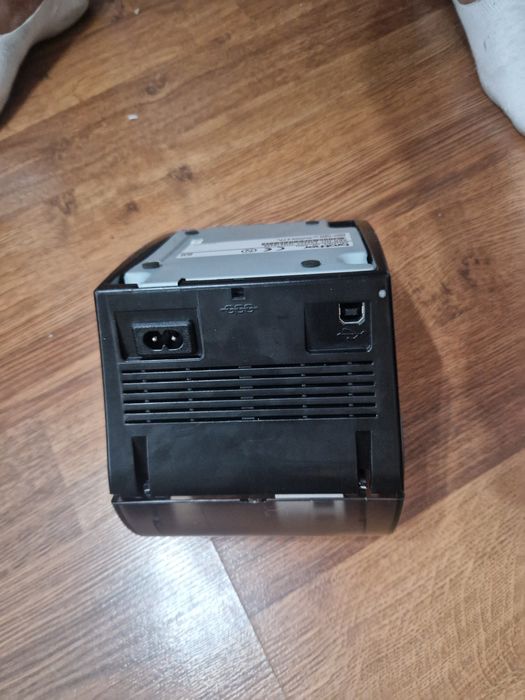 imprimanta etichete brother QL-560