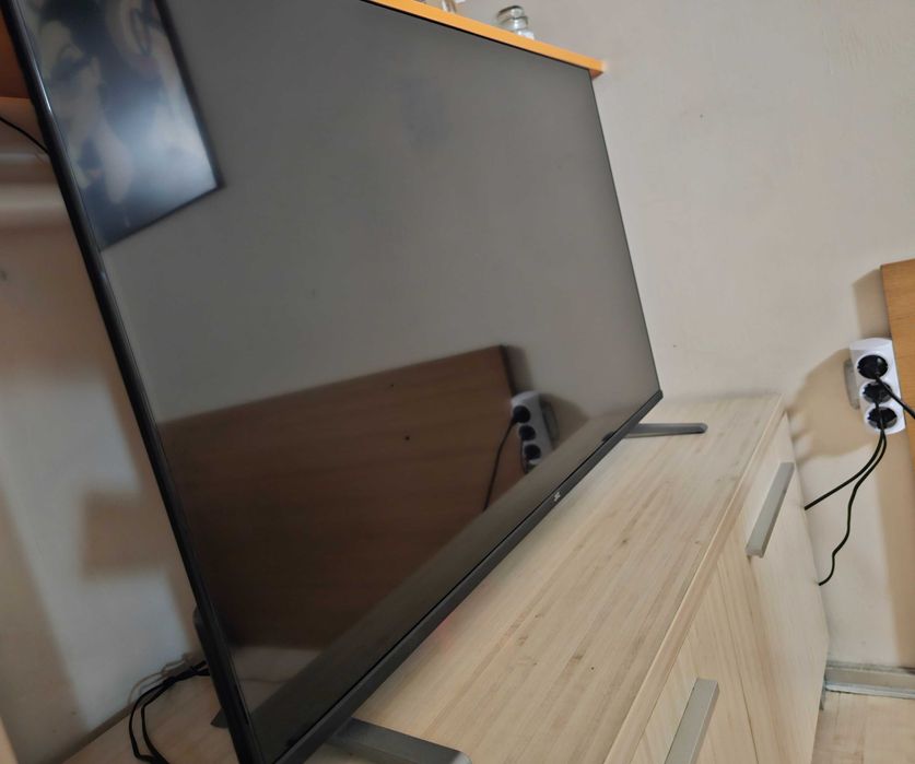 Телевизор JVC 43"