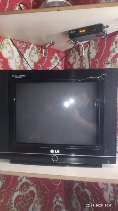 Телевизор марки LG