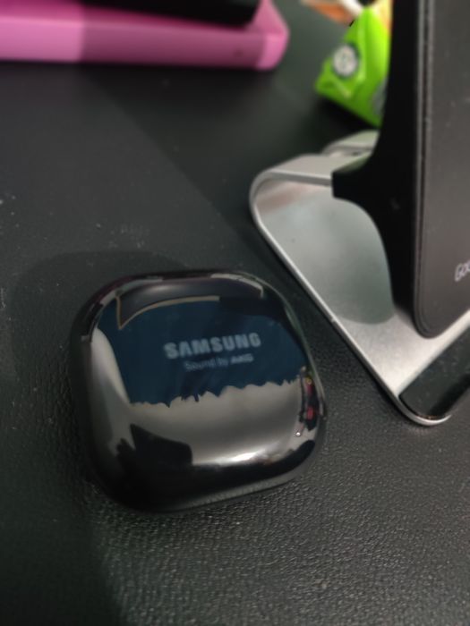 Samsung buds live