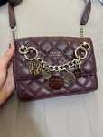 Оригинална чанта GUESS