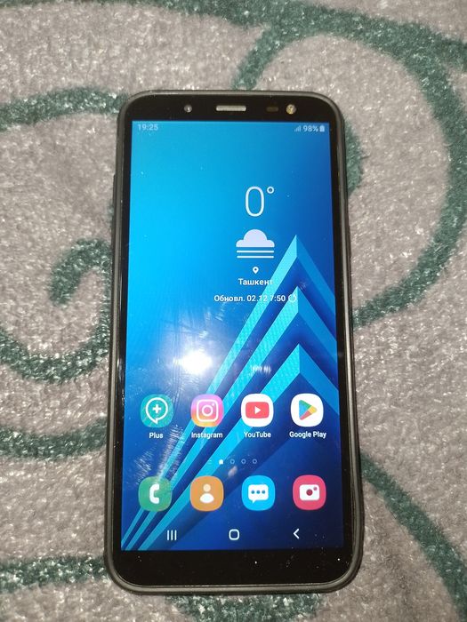 Samsung A6 sotiladi
