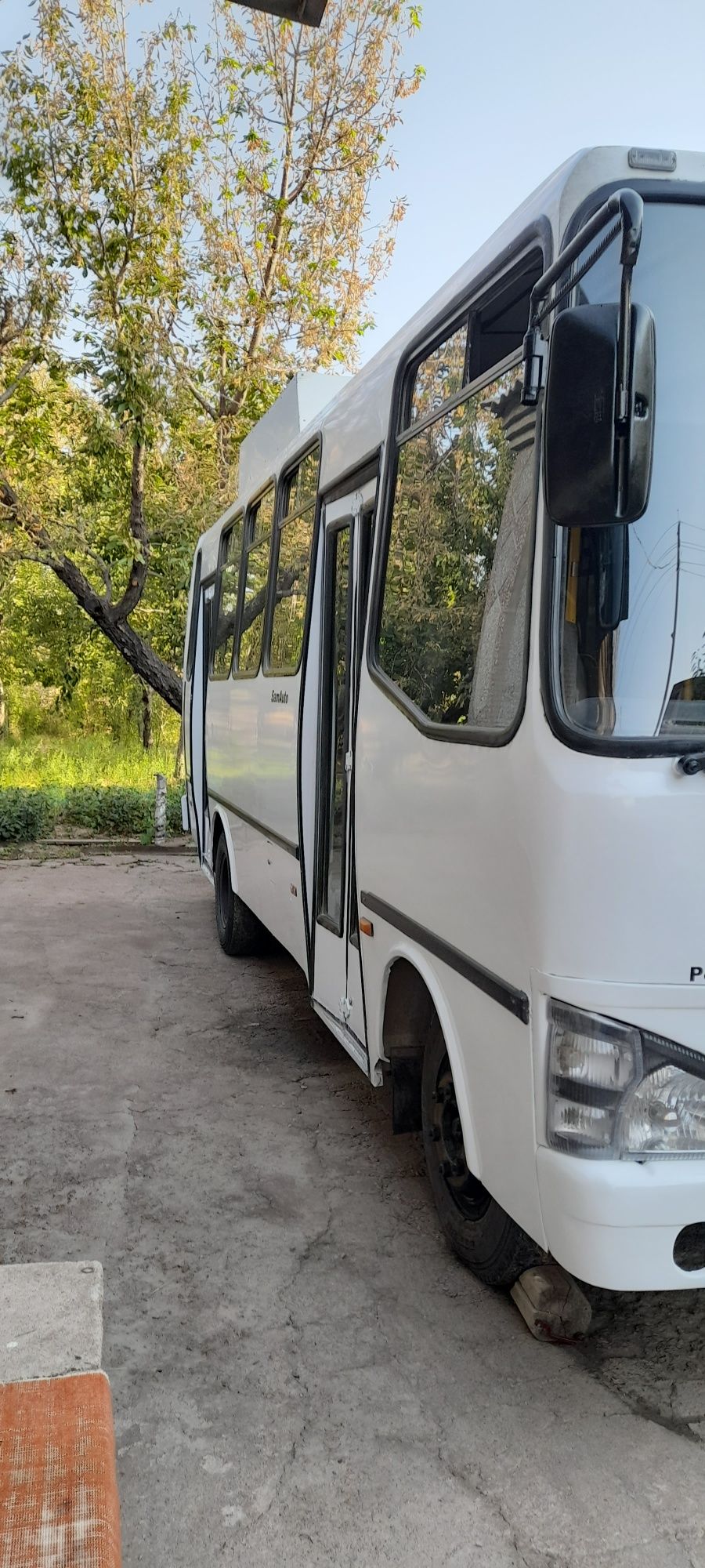 Продается Автобус Исузи  мр37  2012 года  на Метане