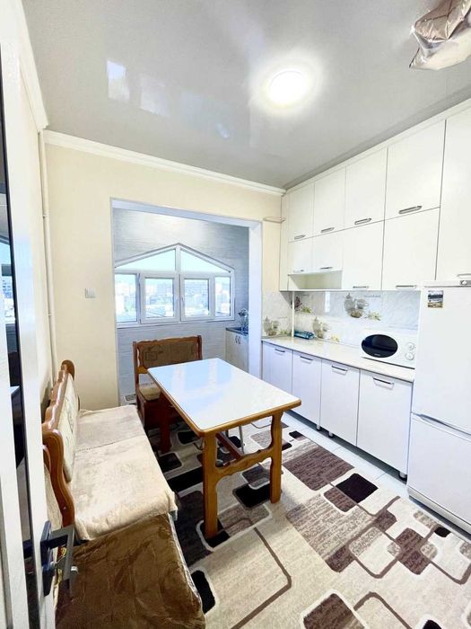 Продаётся квартира 2/8/9 на Дружбе Народов