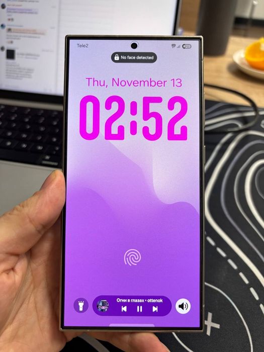 Комплект: galaxy S24 Ultra titan 512, buds pro 2, watch 5 pro сапфир