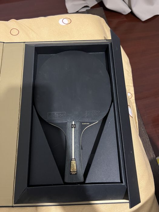 Paleta tenis de masa  Tiga Pro Carbon