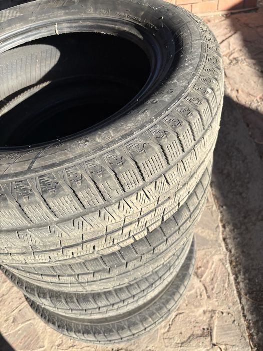 Шины зимние Triangle r16