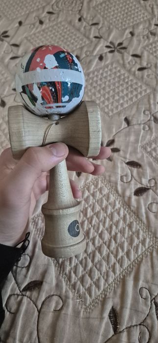 Vând kendama extrem de buna