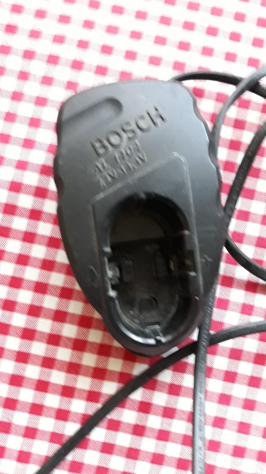Masina de gaurit si insurubat Bosch
