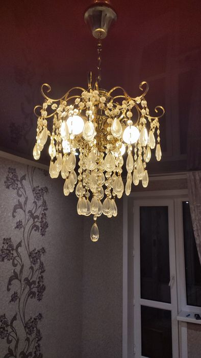 Продам люстру,в отличном состоянии