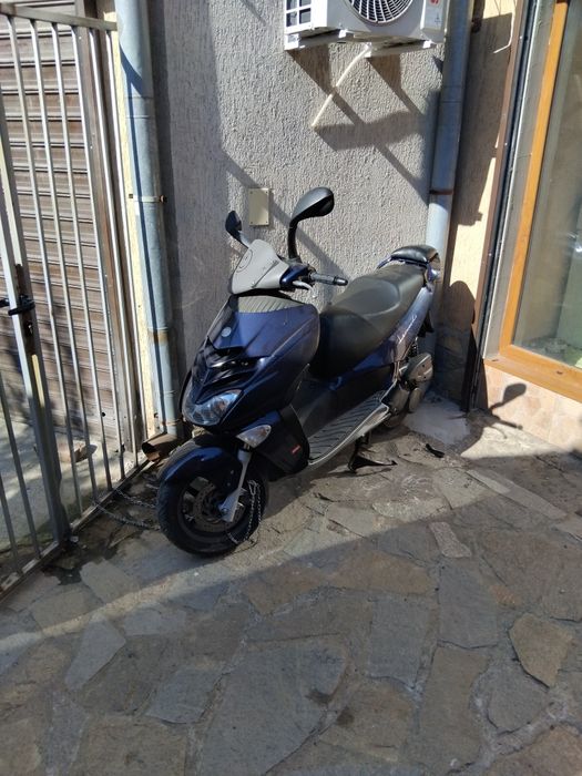 Априлия леонардо 150ц