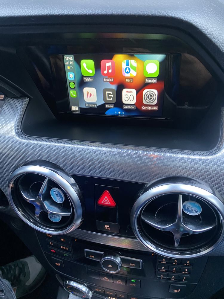 Apple CarPlay & Android Auto Mercedes Becker A B C E CLA GLA GLK ML